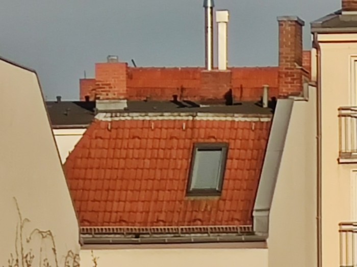 Auch bei diesem Bild des Mi Note 10 zeigt sich, dass der digitale Zoom des Galaxy S20 Ultra besser ist. (Bild: Tobias Költzsch/Golem.de)